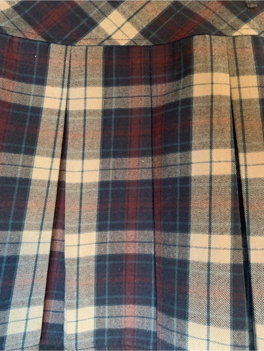 ChouYatou Women’s Plaid Pleated Wool Blend Dark Academia Mini Skirt . Size M